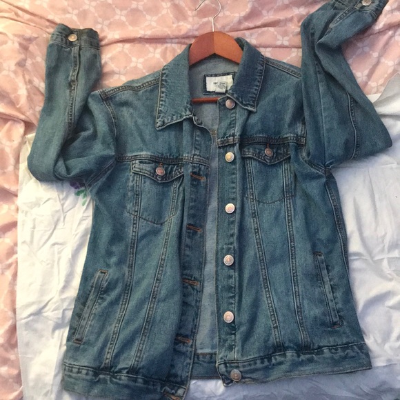 Jean jacket - Picture 1 of 1
